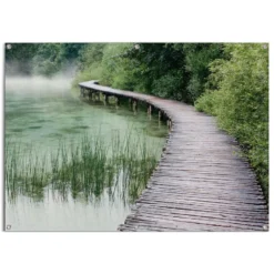 Tuinposter Steiger Aan De Rand Van Het Meer 100x140 Cm Groen